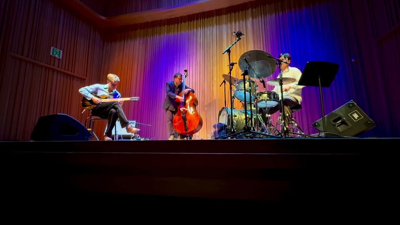 Tom Ollendorff Trio - Stablemates