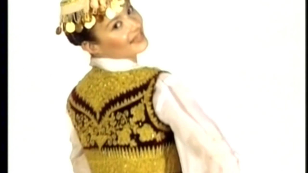 Bujar QAMILI  bukuris&euml; shqiptare  SUPERSONIC clip