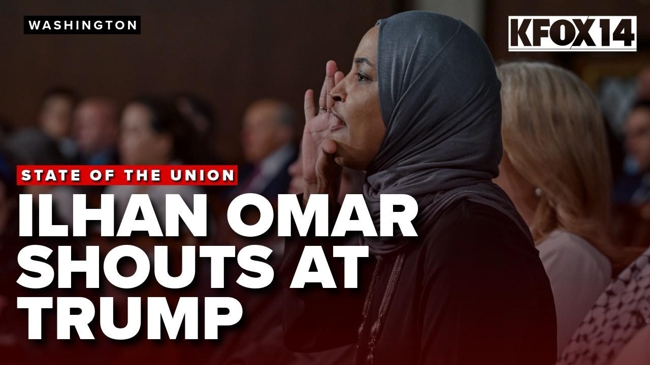 Представительница Демократической партии от штата Миннесота Ильхан Омар кричит на Трампа во время...