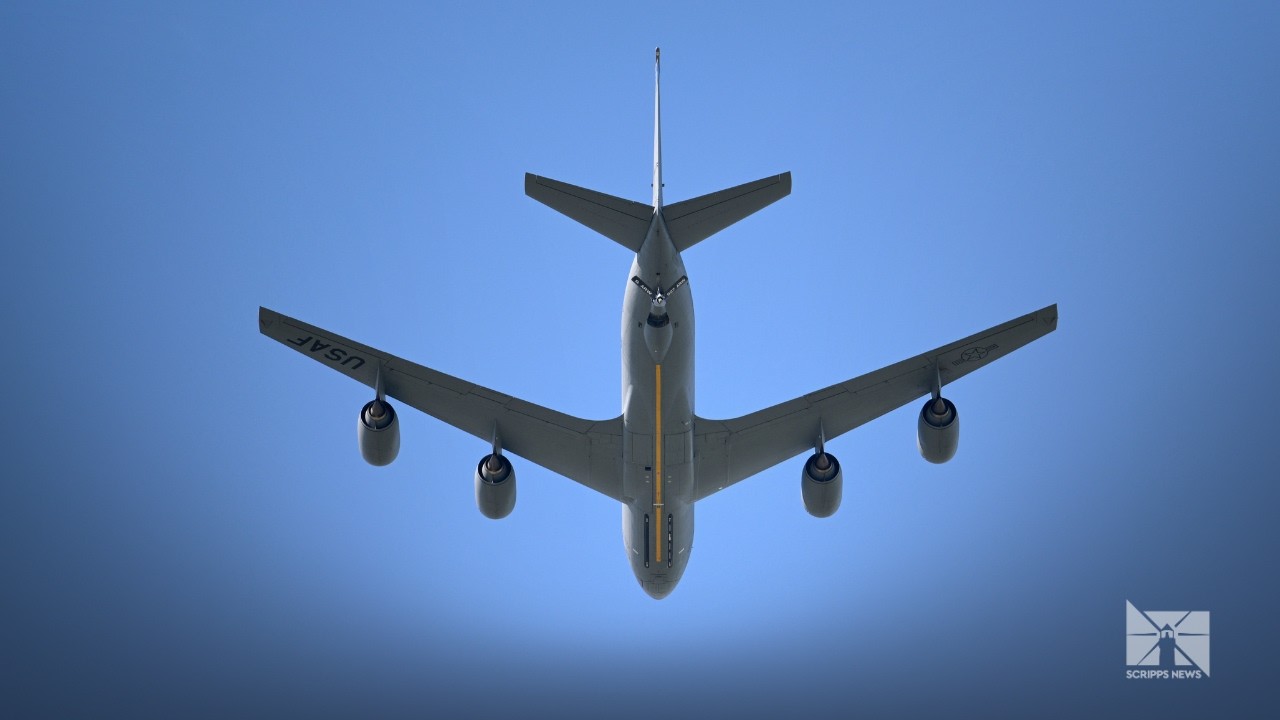 Dzisiaj: Sześciu żołnierzy zginęło w katastrofie samolotu KC-135, a emerytowany generał sił powie...