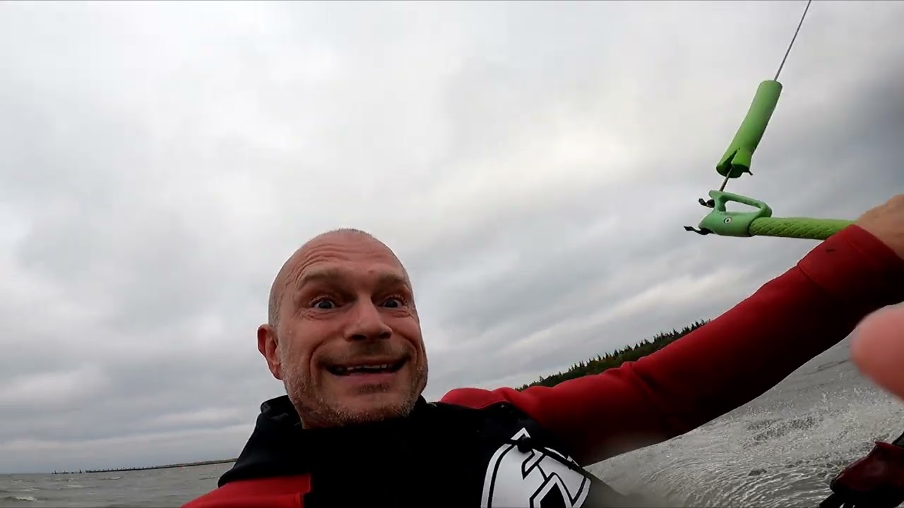 Kitesurfing Session in Ludwigsburg bei 18 Knoten