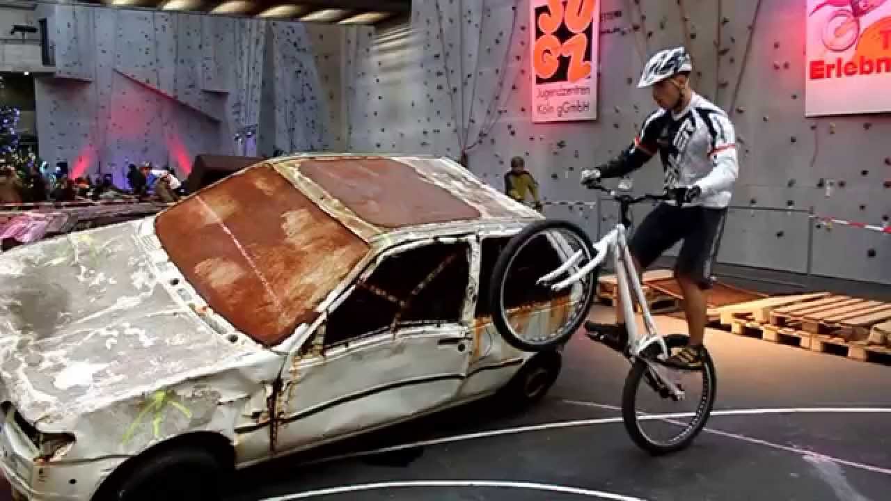 Hannes Hermann - Nikolaustrial 2010 - Cologne - Biketrial