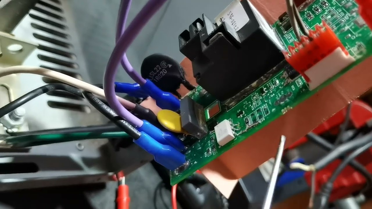 Reparación de cargador lester para carro de golf  36v 21 amperes.