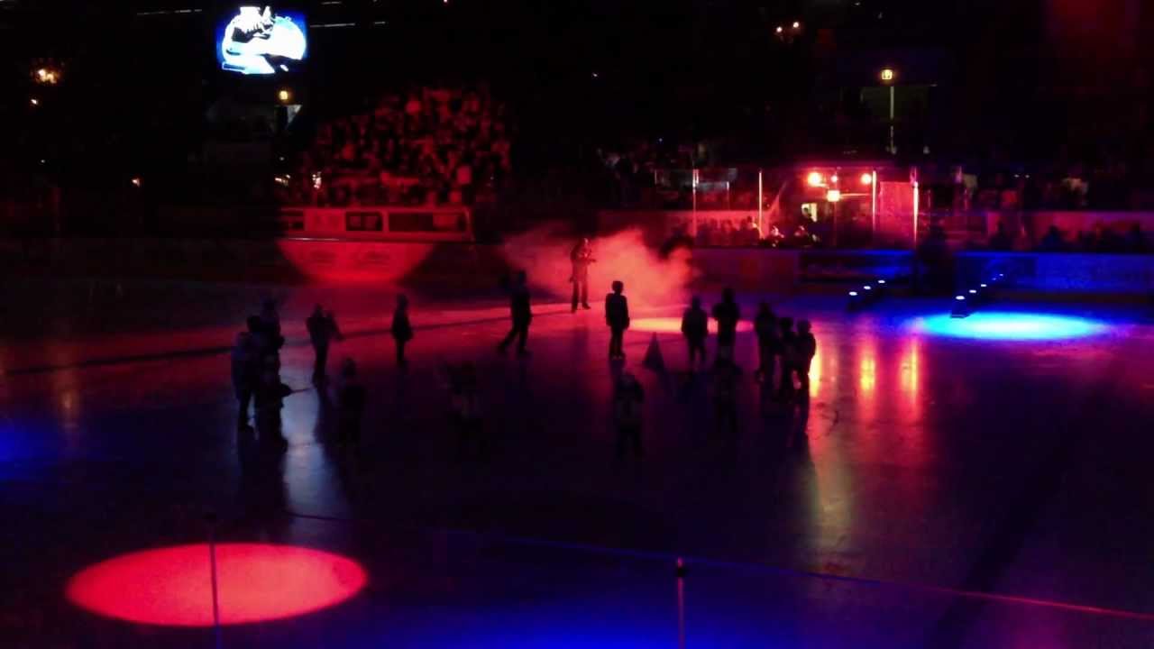 Einl&auml;ufer 18.11.2012, EHC M&uuml;nchen e.V.,  EHC Red Bull M&uuml;nchen