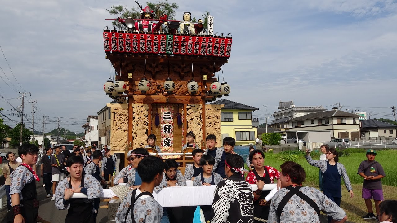 菊川市加茂三軒家　祝御簾脇＆脇障子彫刻新調お披露目引き廻し2025.06