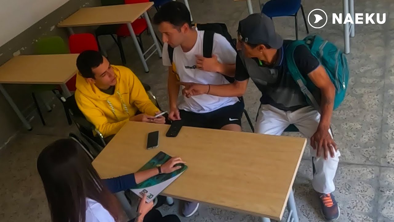 BUSCANDO ACUDIENTE PARA LA GRADUACIÓN!!