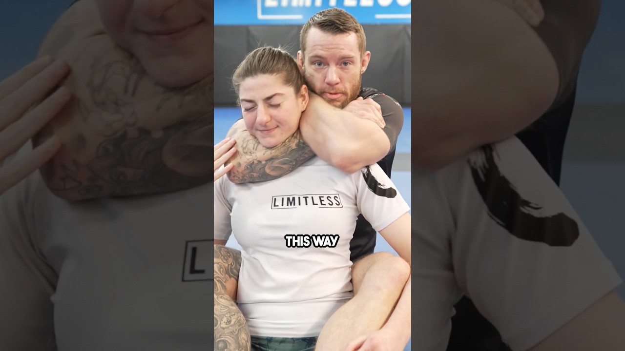 Super useful REAR NAKED CHOKE detail 👊 #brazilianjiujitsu #bjj #jiujitsu