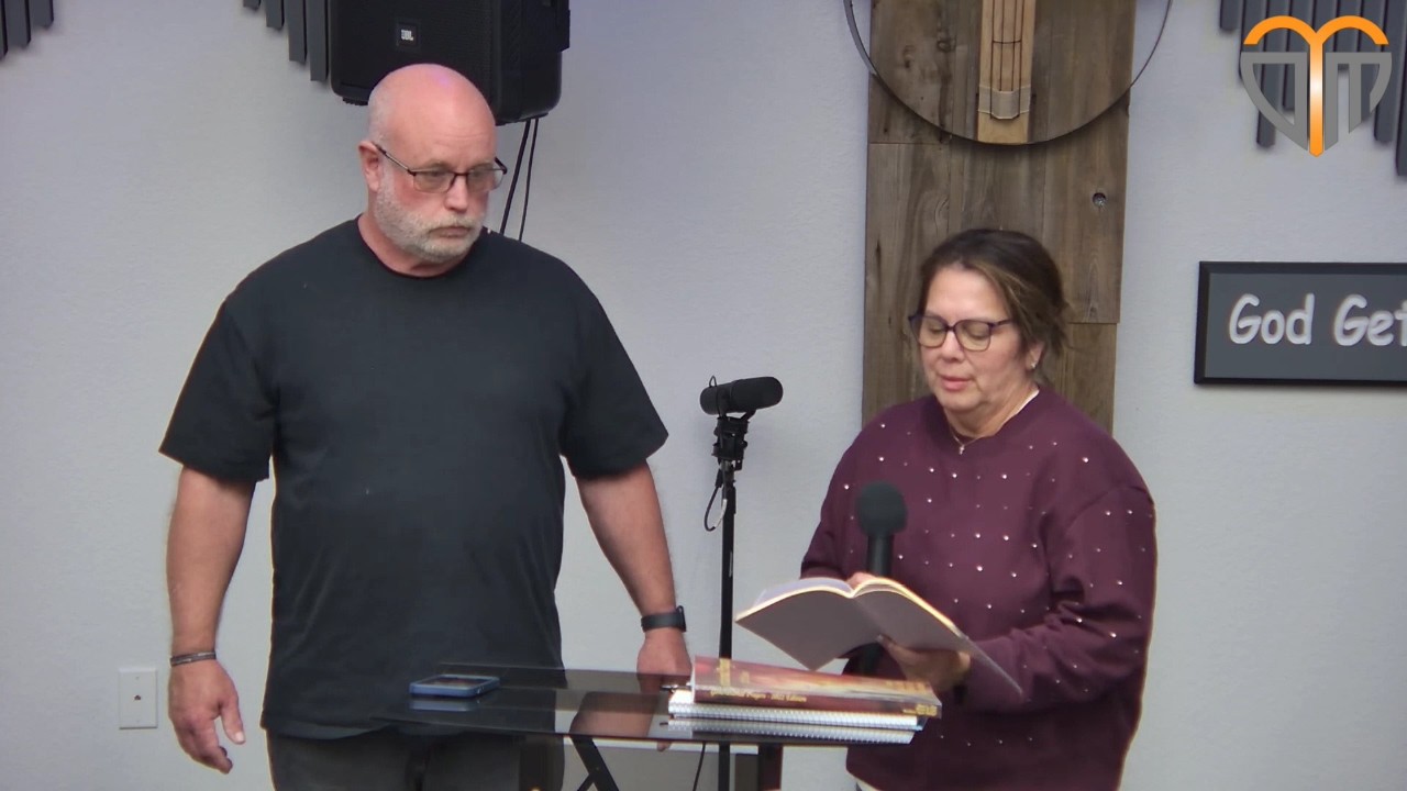 Дэйв и Джорджия Болдуин в The HUB