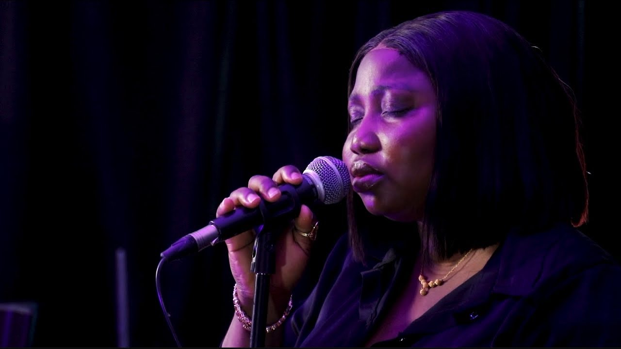 The Ultimate Valentine Love Song Experience || Olutifeh 