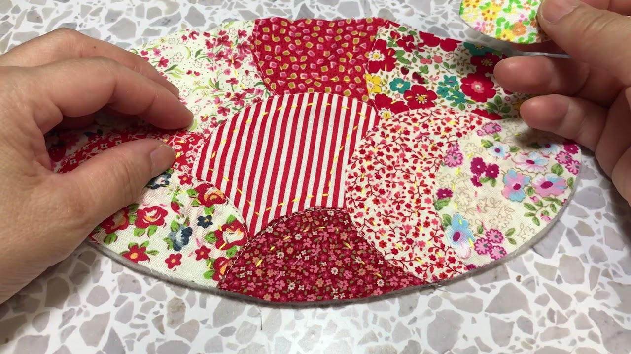 楕円形から作るミニバック/ Mini bag made of oval/ Mini bolso de óvalo/ Mini bolsa em oval/ Мини-сумка овальная