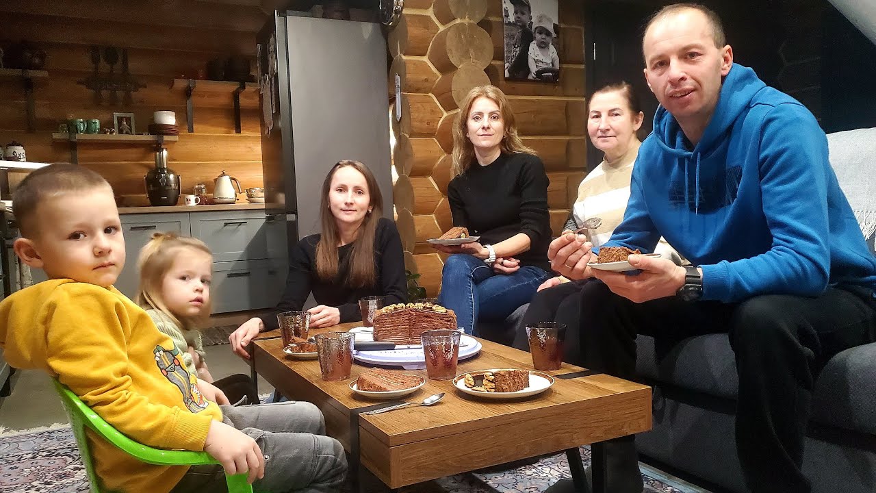 Будни в селе: От работы во дворе до вкусного ужина