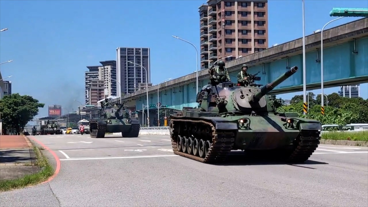 Army vehicles roll through Taoyuan streets in combat readiness drills