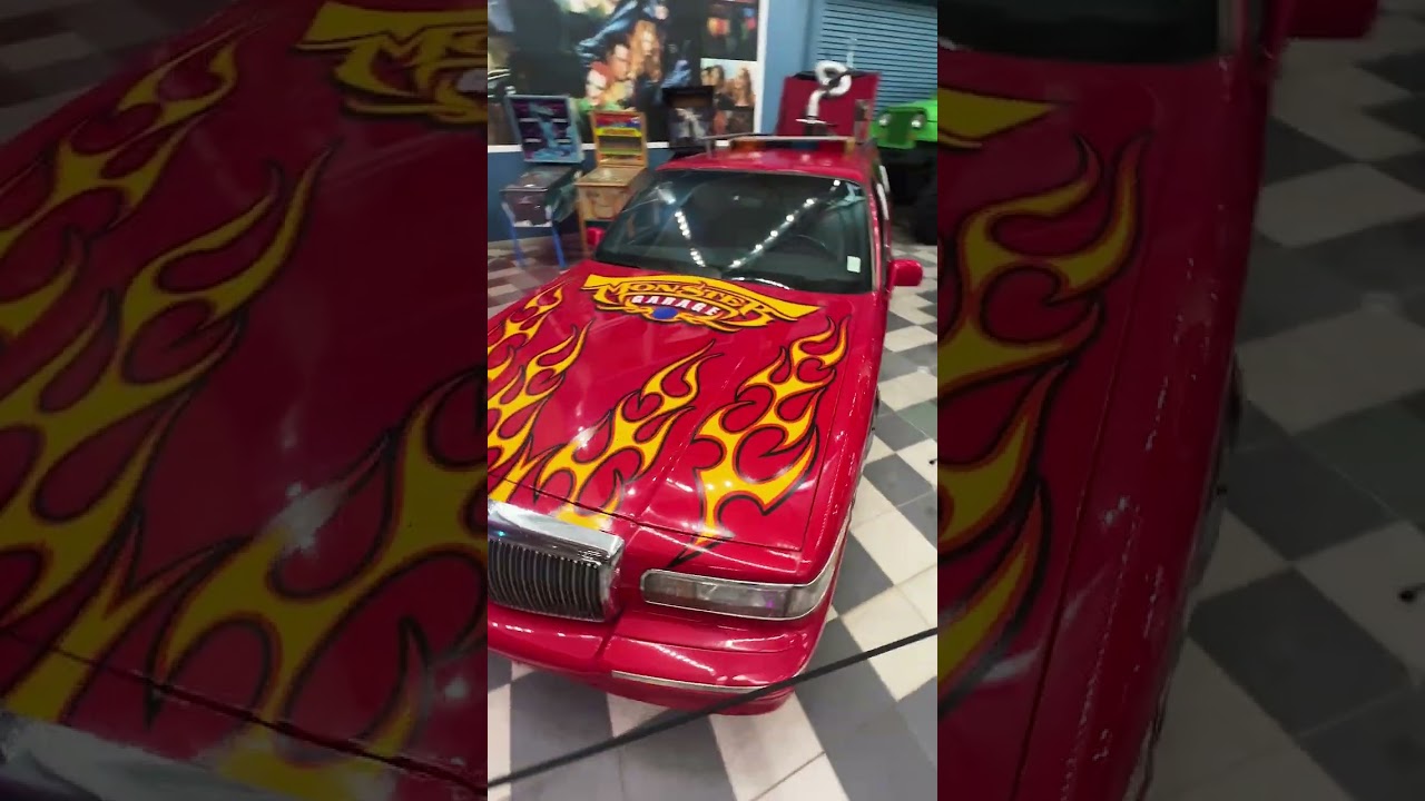Travel Vlog: Dezerland Car Museum  (Orlando Auto Museum)