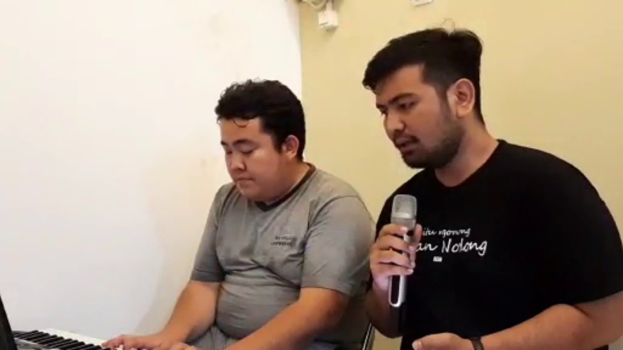 Rifko Tondang Feat Aron Ginting - Rondong Bas Pusuh ( Cover )