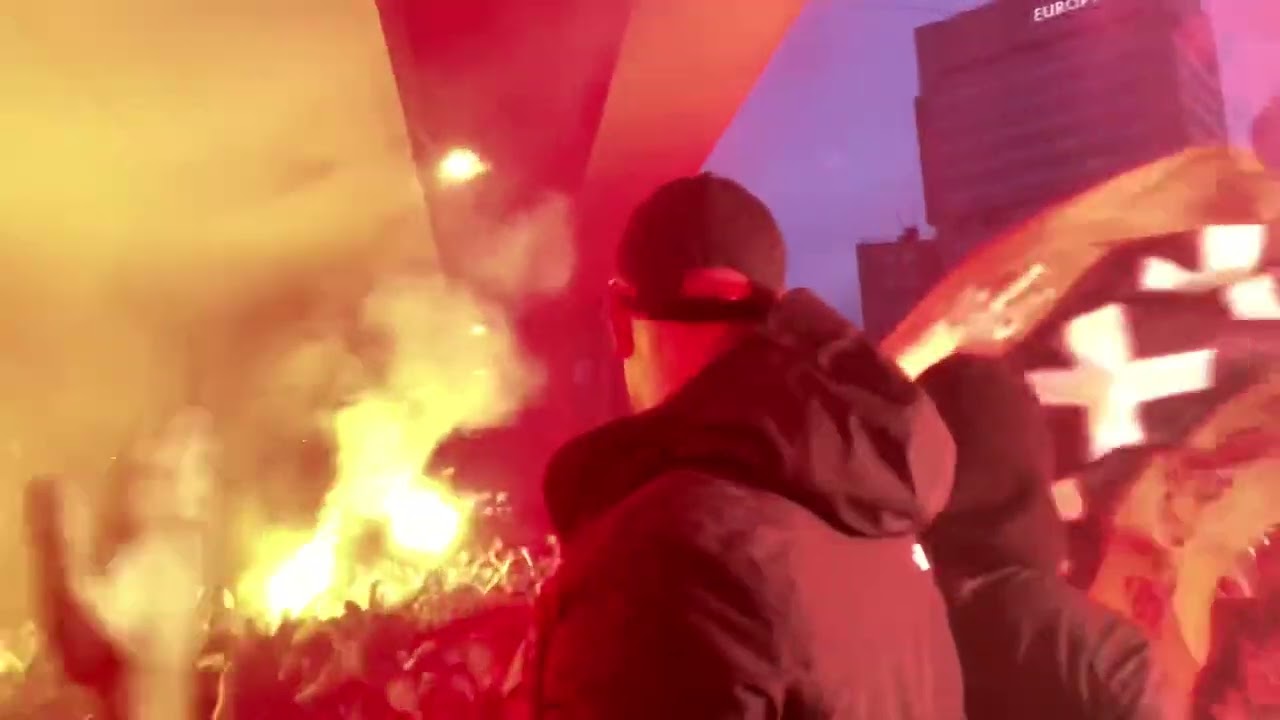 ENTRADA AJAX AMSTERDAM : MOZES
