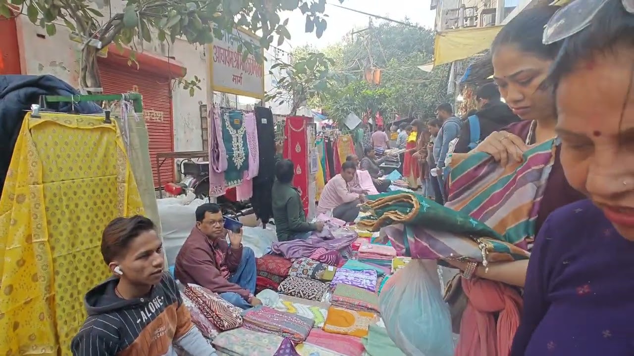 Chandni chowk ka Sunday bazaar | metro k bahar se suru