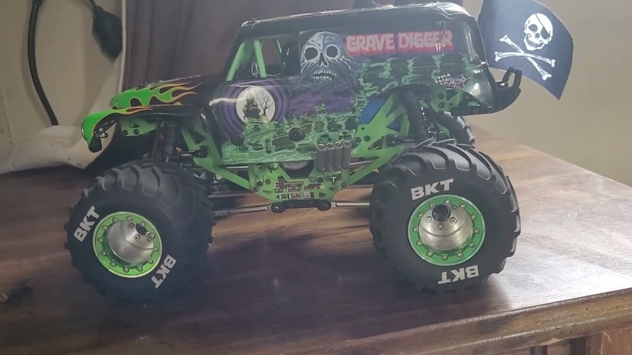 Lmt mini 1/18 upgrades part 2 #lmt #losi #gravedigger #monsterjam #treal #gpm