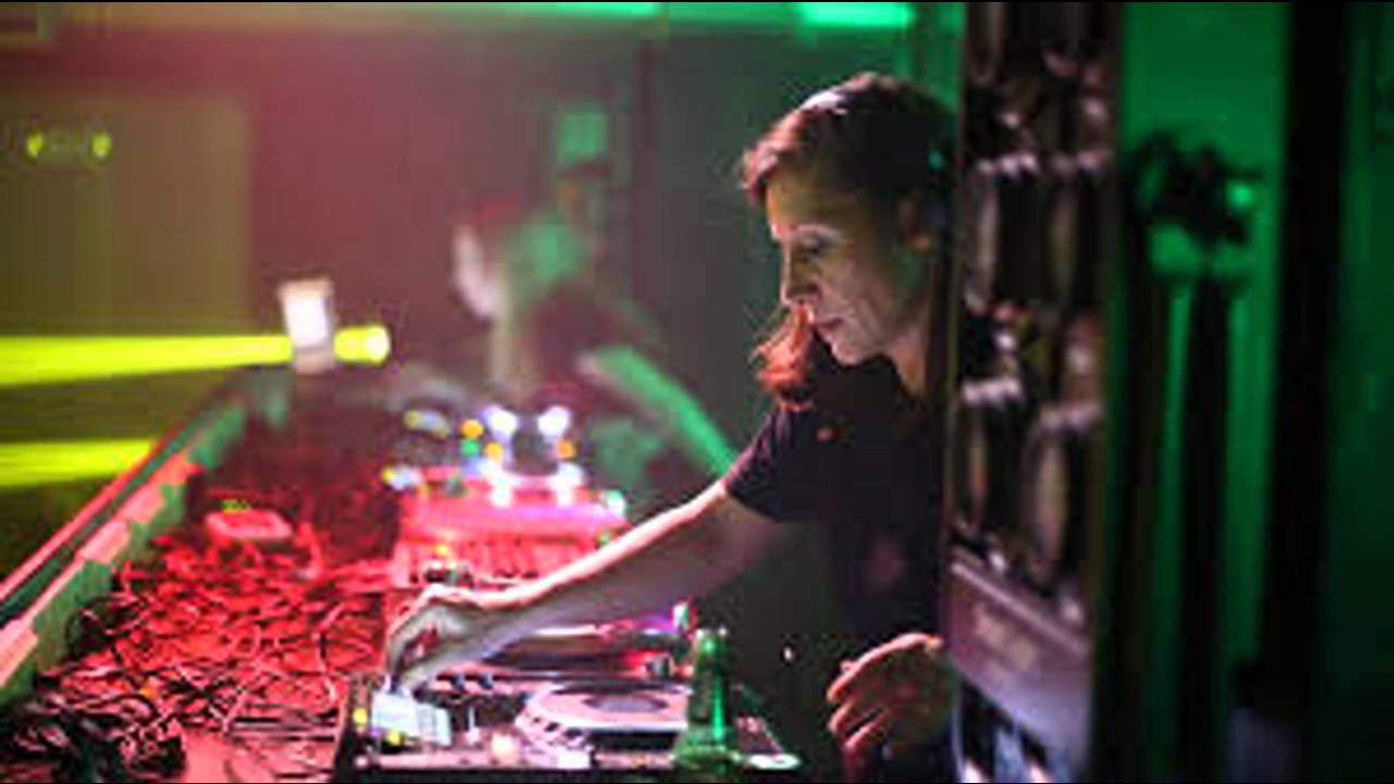 PELACHA, 17.IV.2004, Surface Club (Madrid), Onlytekno Collection 63