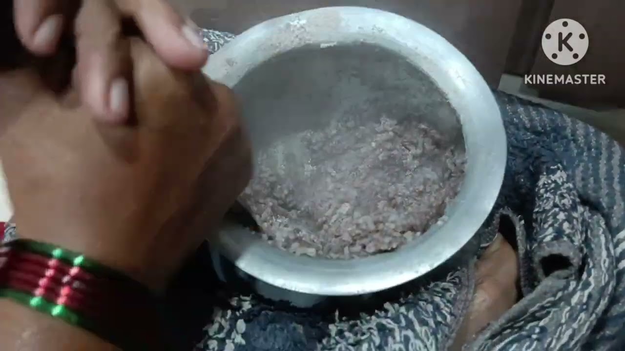 Ragi mudda or Ragisankati ela prepare cheyyali
