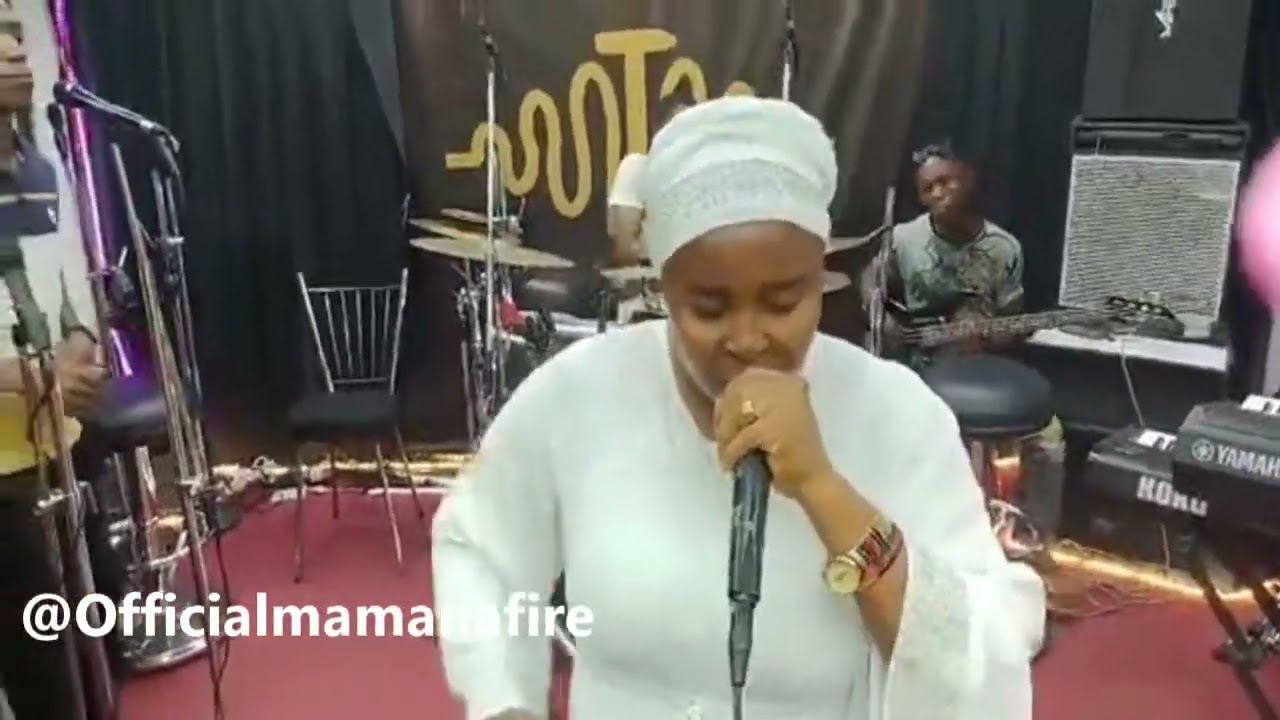 Sensational Praise By Evang Chinonso Chijioke aka Mama Mama Fire @Officialmamanafire