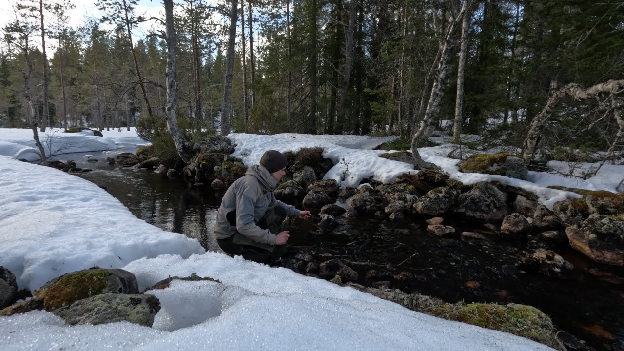 Kiekkikairan keväthangilla - hiihtoretki hiljaiseen erämaahan