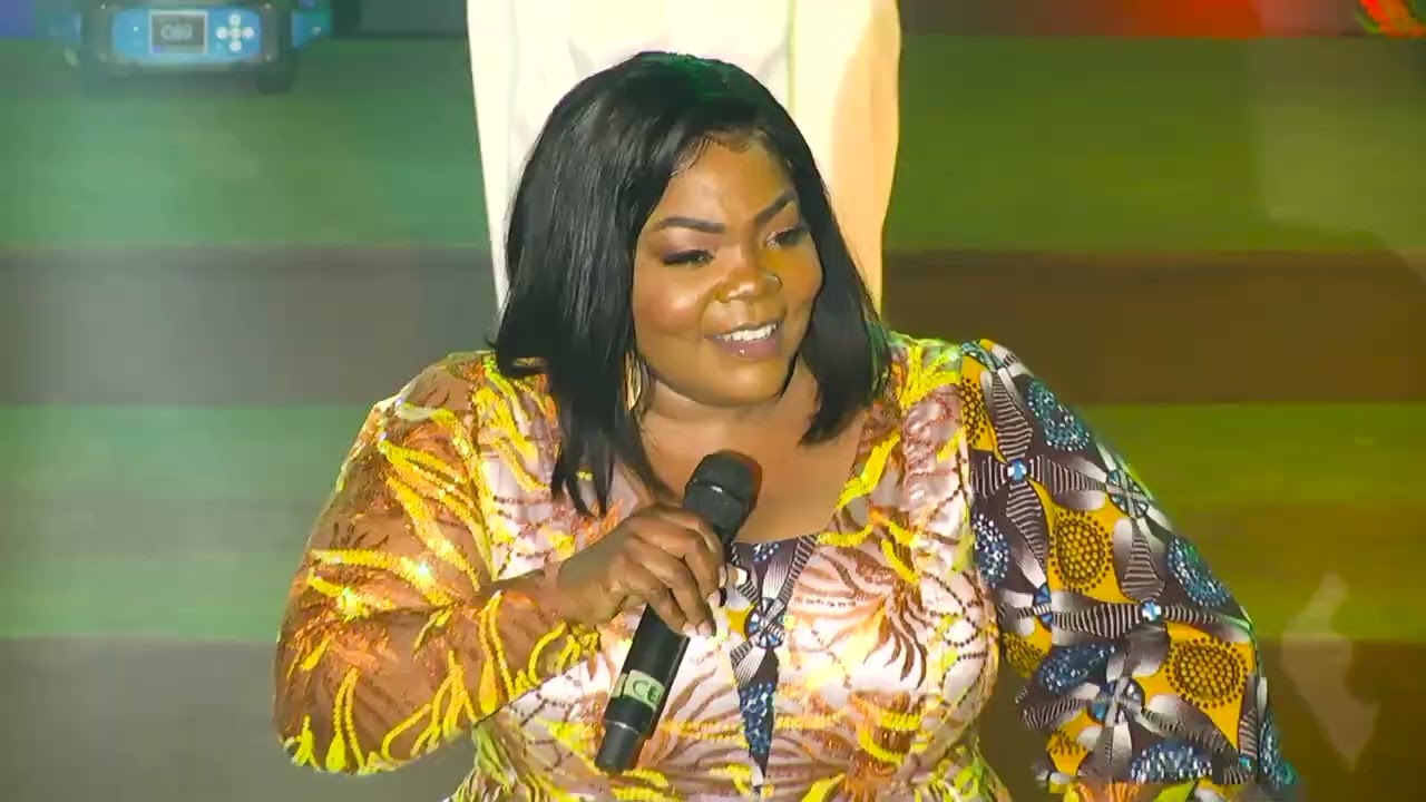 Celestine Donkor || Final Say Medley (live)
