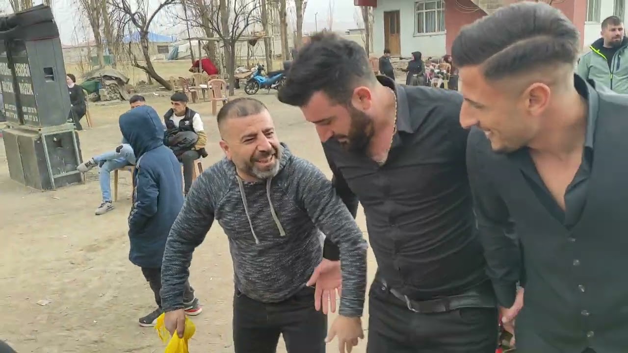 HERDEM MÜZİK TRAFİK MAHALLESİ GENÇLİK MÜKEMMEL KALİTE BİR OYUNLA SİZLERLE 05418775636