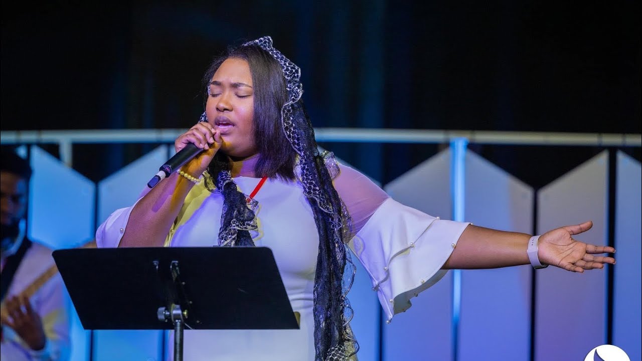 Yahweh ou se kle a🙏🏽🙌🏽 Evodie Massena, Spontaneous worship