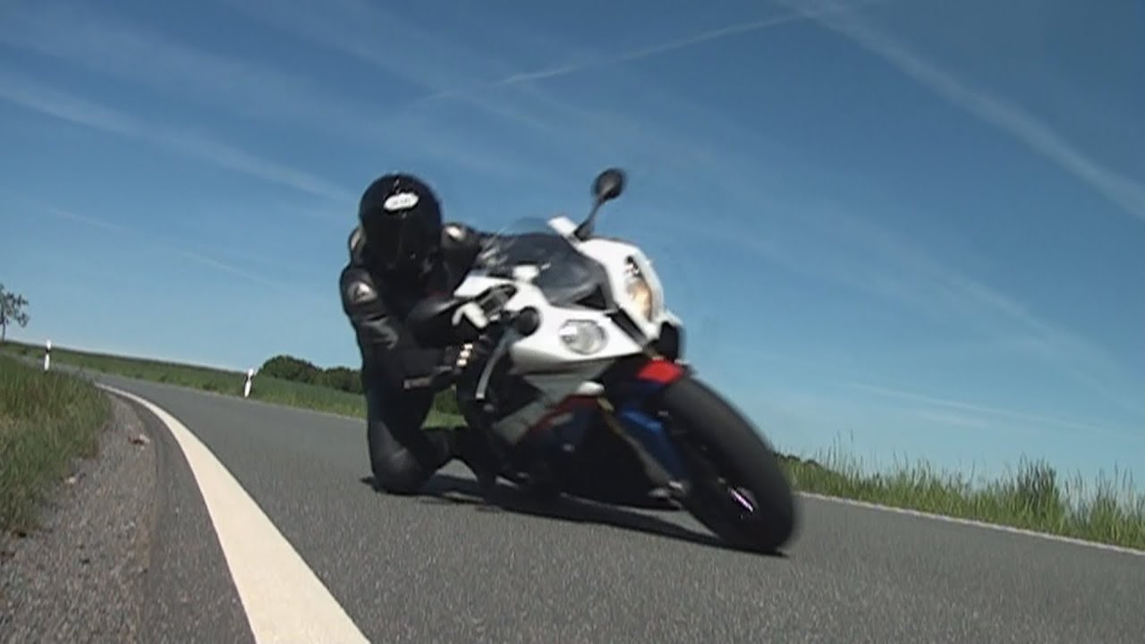 Kawasaki ZX-10R vs. BMW S1000 RR Road Race Germany