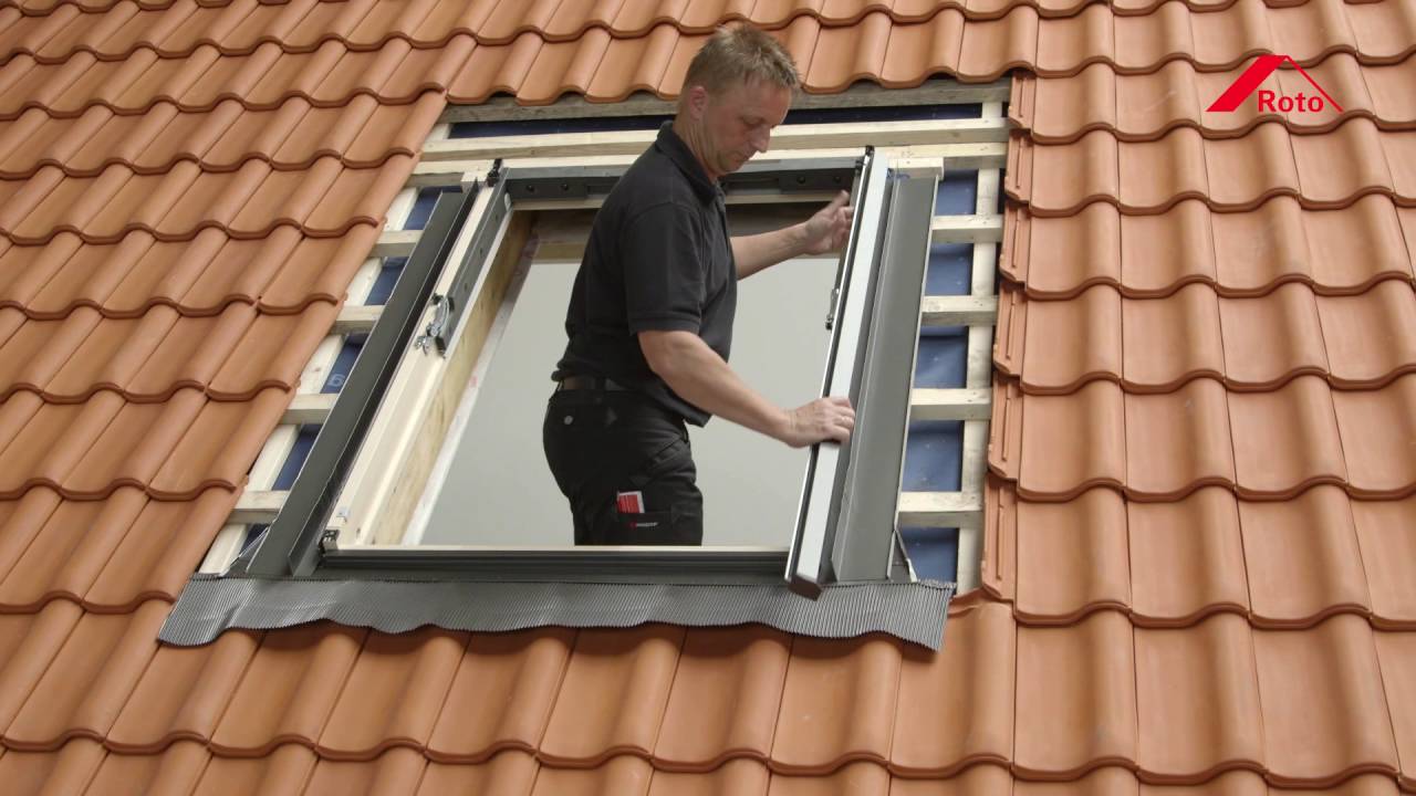 Come installare la finestra per tetti RotoQ - video montaggio