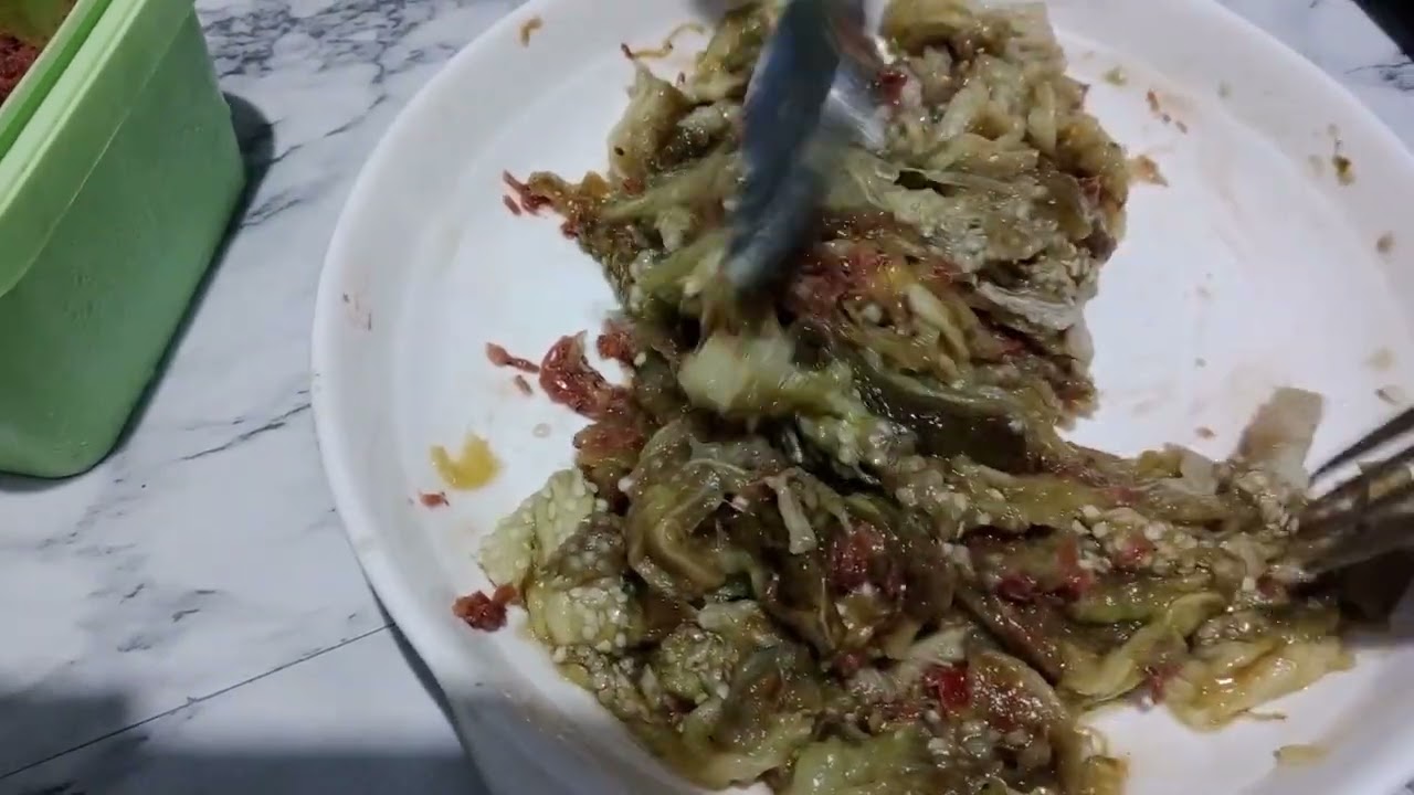 Ensaladang talong na my bagoong 