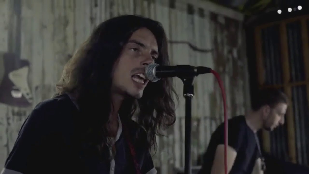 THE CAPTAINS VIDEO ROCK SHOW 4 FT Night  Ranger, Quiet Riot, TEN