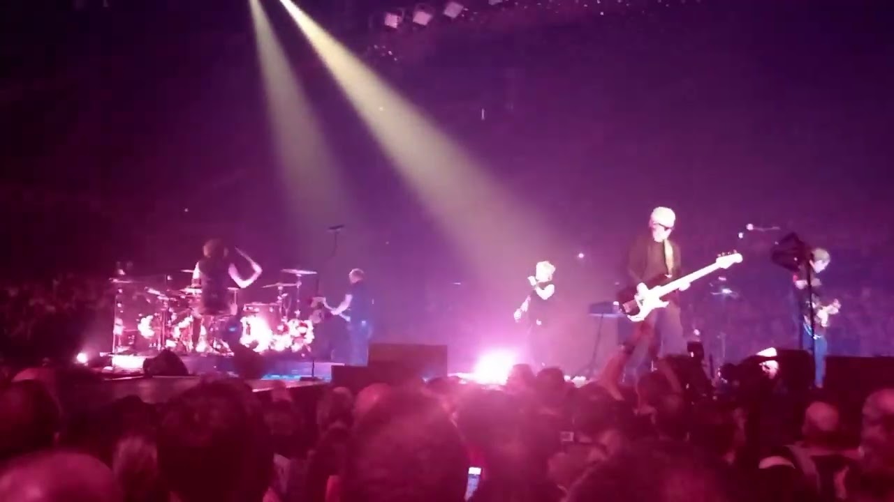 Arena Tour à l'IGN Arena: Indochine - Razzia