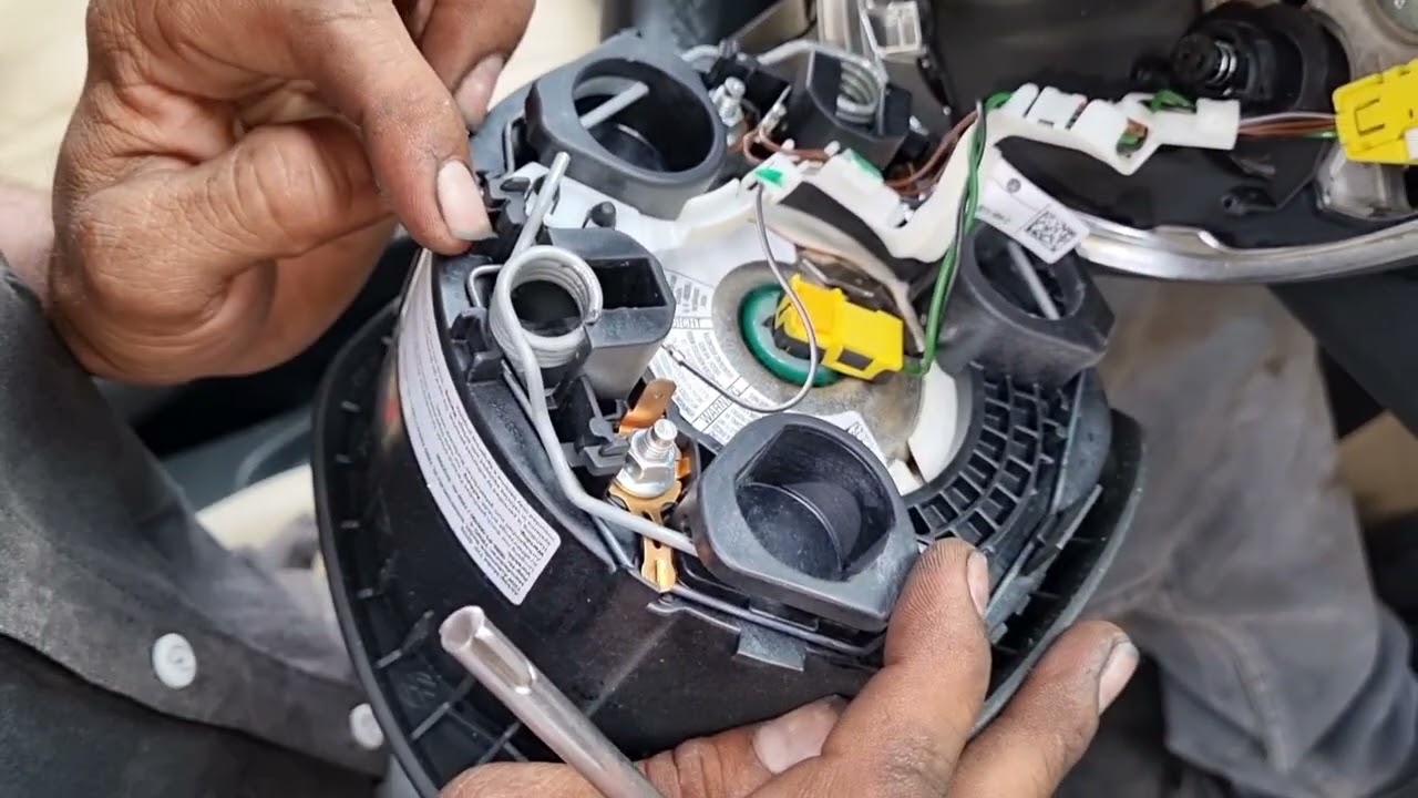 Airbag Remove/Volkswagen Polo/Vento/एयरबैग कैसे निकाले/पोलो/वेंटो