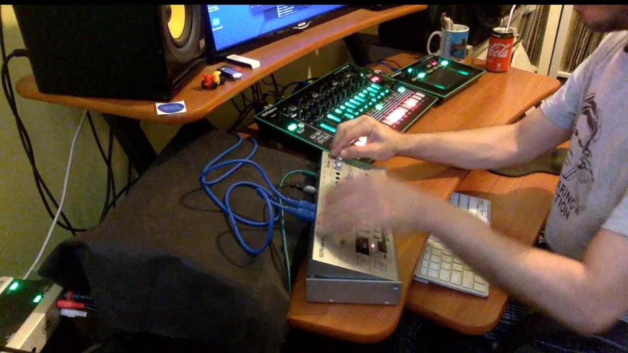 Peejay Live - Acid Techno Cut 2