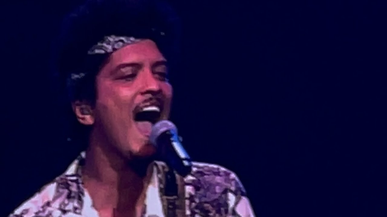 Just The Way You Are - Bruno Mars Live in Manila | June 24, 2023