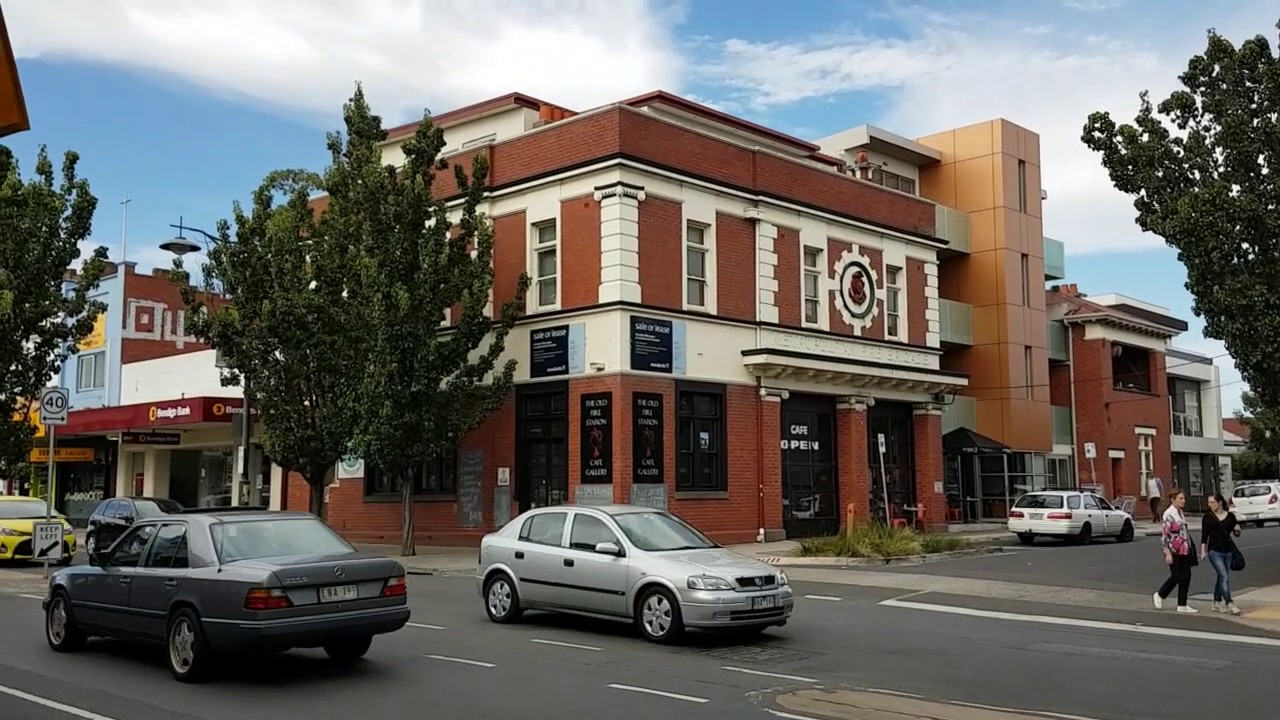 Preston, Melbourne - High Street and around