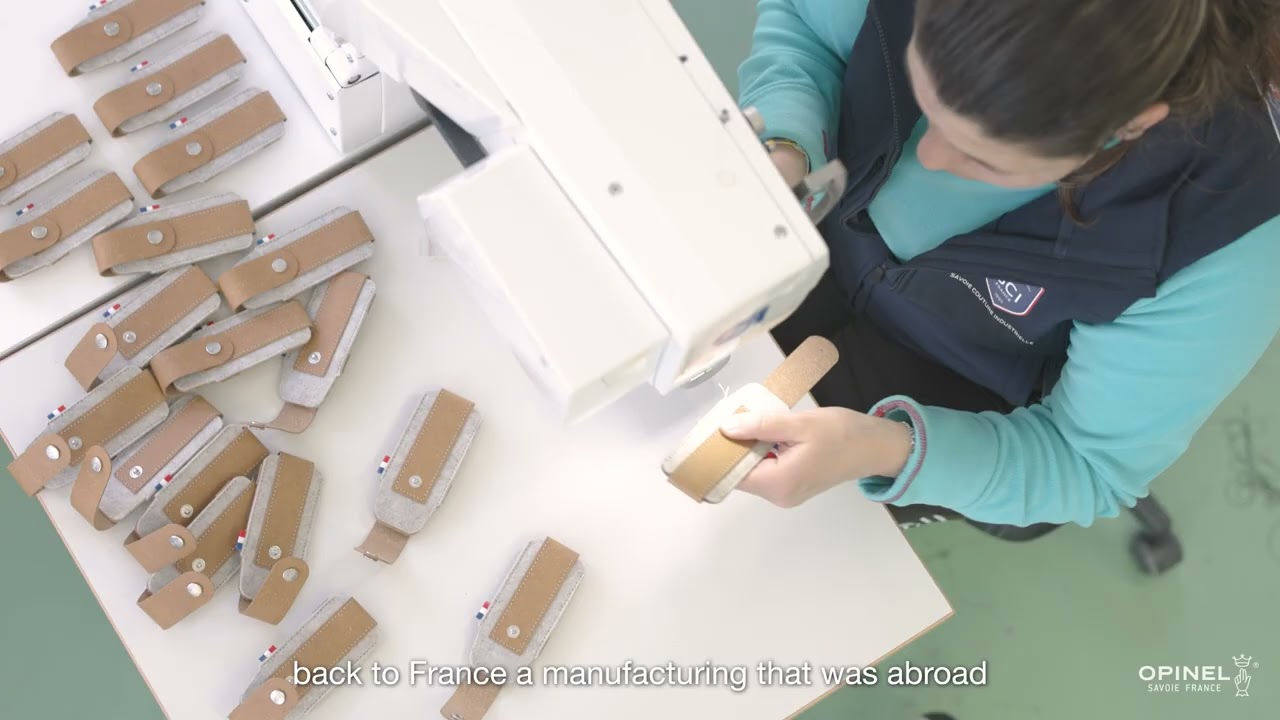 Dans les coulisses de la fabrication des étuis Collection France Opinel
