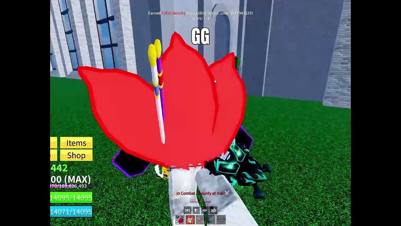 Testing the new Crimson Kitsune fruit in PvP