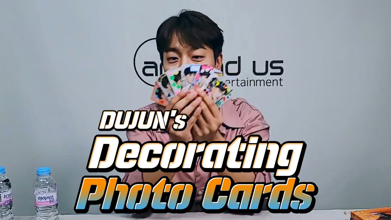 (ENG sub) [VLIVE] HIGHLIGHT - DUJOON decorating his photo cards for fans