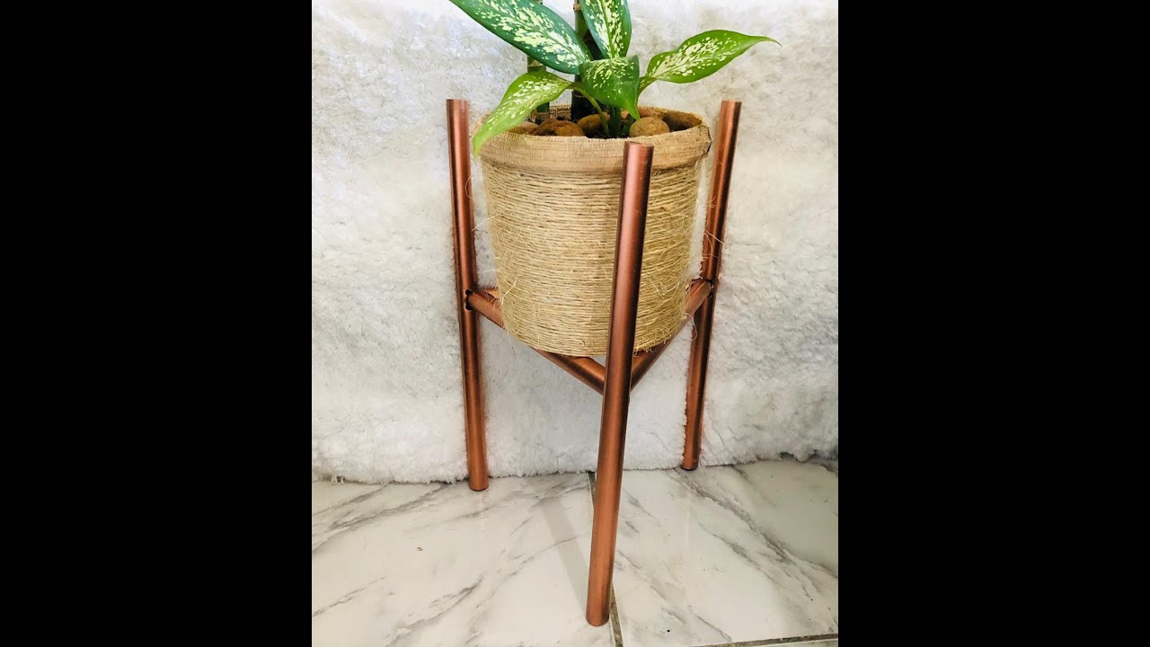 Suporte para vaso com cano pvc/Tripé para planta.#52
