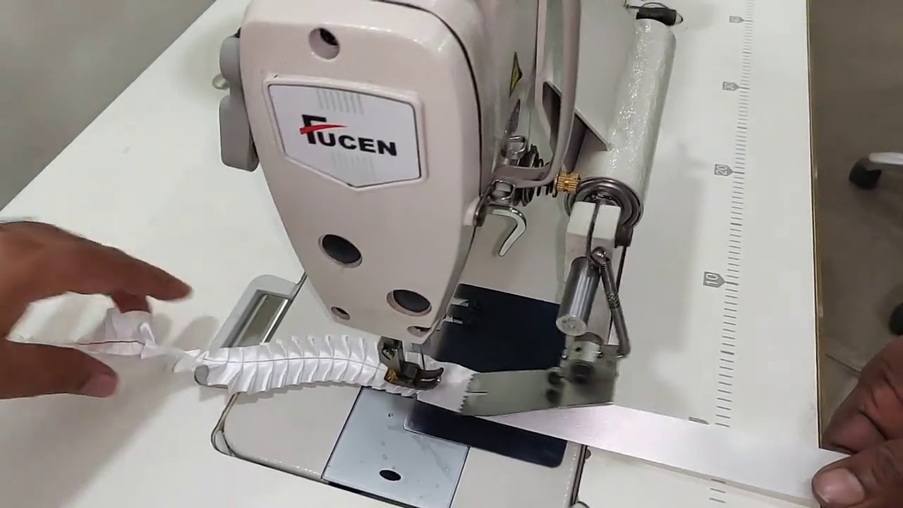 Single needle pleating or ruffling machine