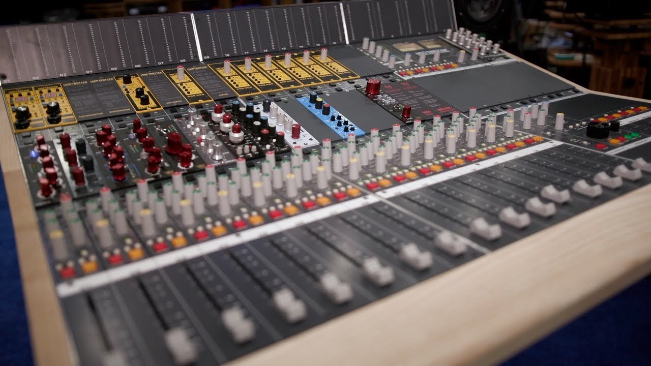 Looptrotter Audio Engineering Modular Console - NAMM 2019