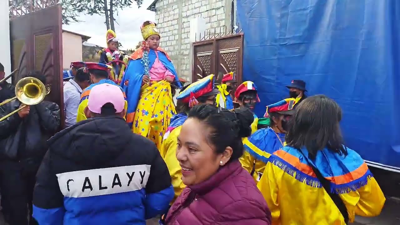 PROSECION & FIESTA FIN DE AÑO CUSUBAMBA 2022 disfrazados y mas