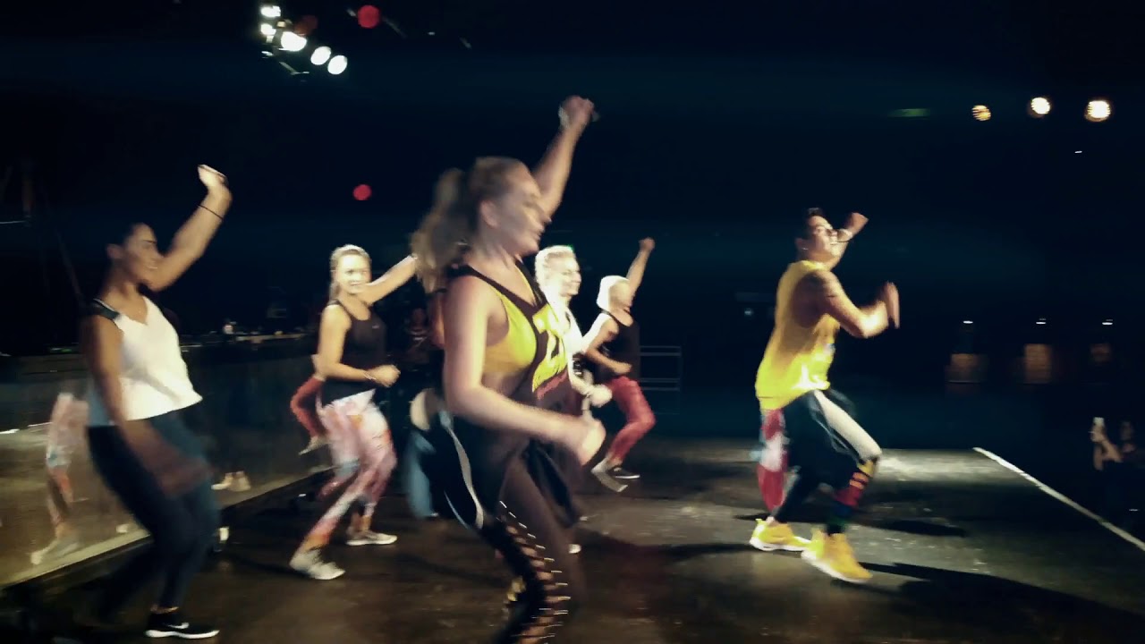 Te Duele Gente de Zona zumba
