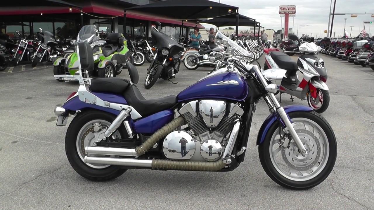 104140 - 2005 Honda VTX1300 C   Custom - Used motorcycles for sale