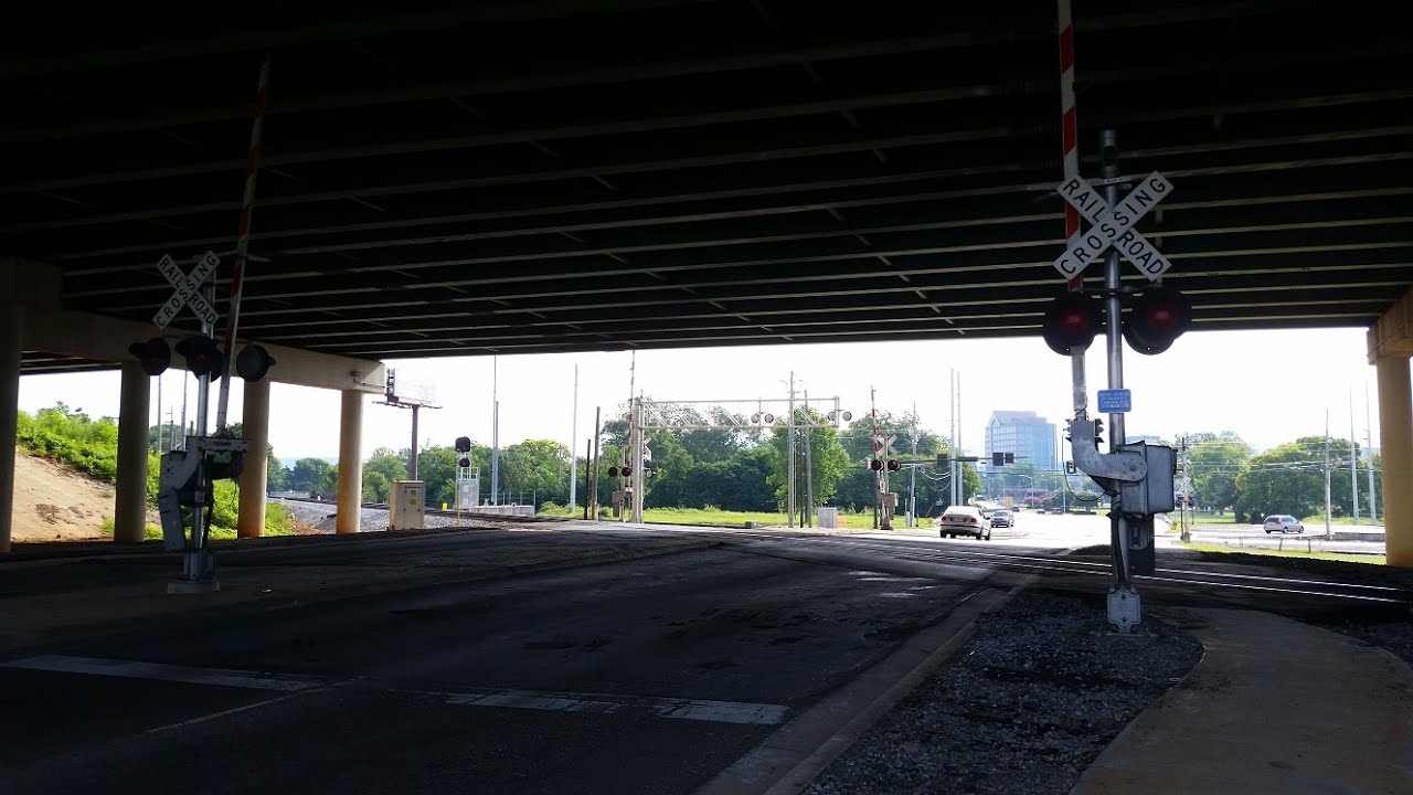Holmes Avenue Railroad Crossing #1, Huntsville, AL Crossing Tour