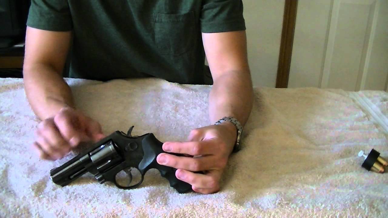 Taurus 431 in .44 special Review (HD)