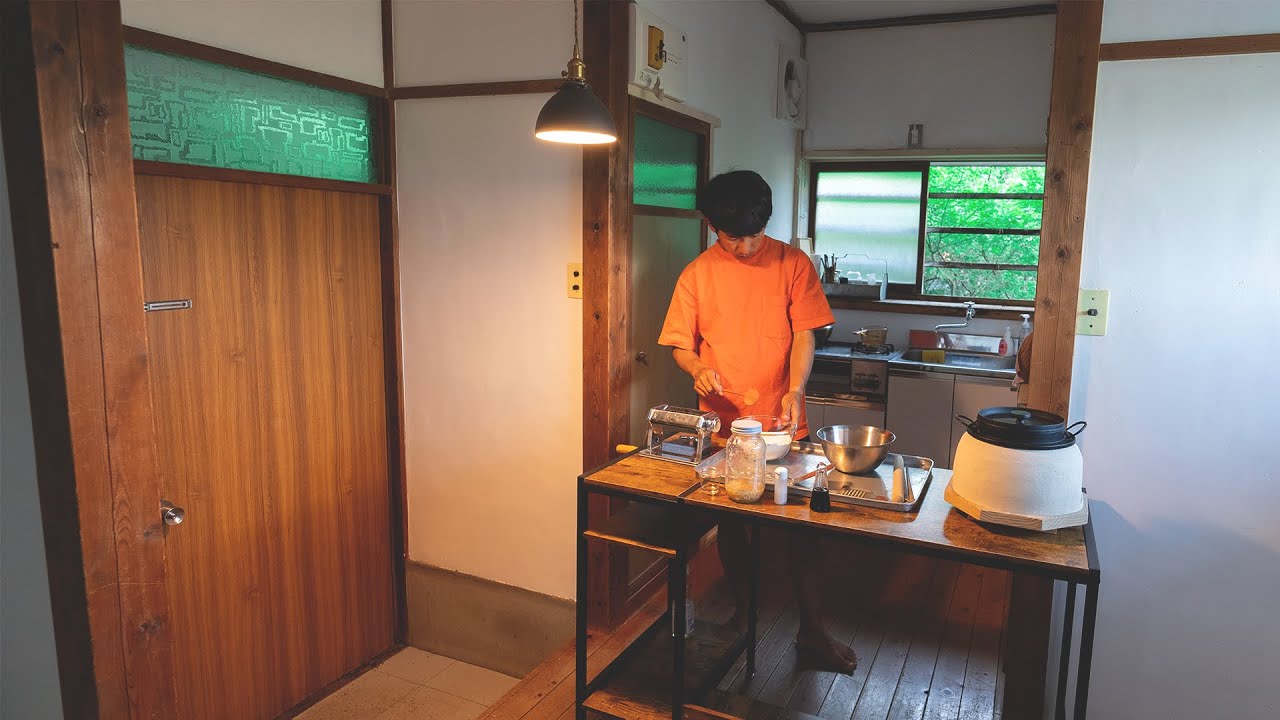 古民家の2つ目のキッチンがBARに... 【古民家で暮らす29歳の日常】