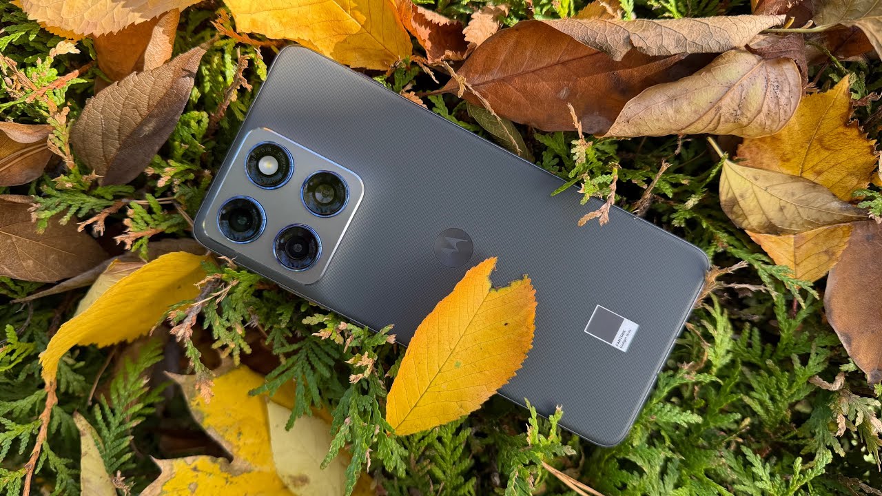 Обзор Motorola Edge 70: сверхтонкий корпус толщиной 5,9 мм, 6,7-дюймовый экран P-OLED и прочность...